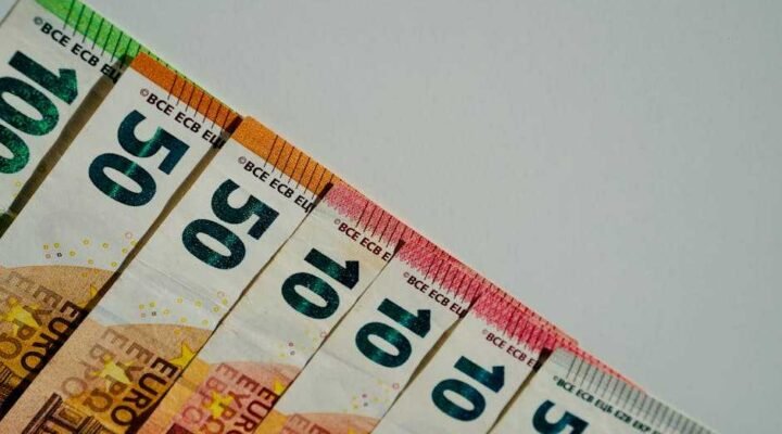 10 Strategies for Building Wealth: A Guide to Financial Health and Success